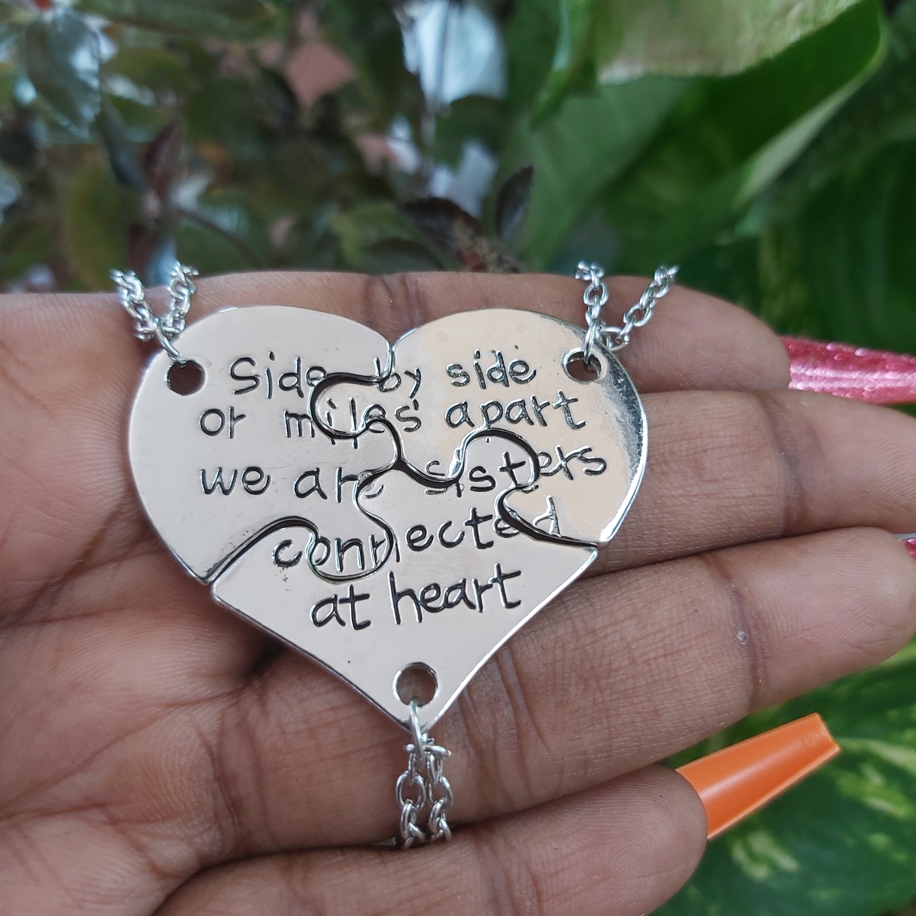 Sisters Connected Heart Fashion Necklaces